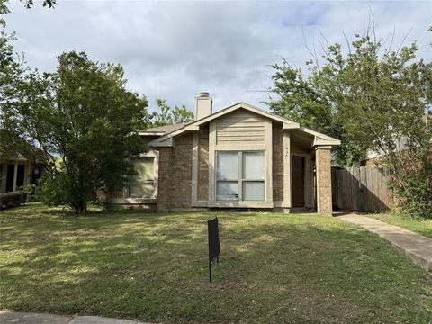 Photo of 1637 Hackamore Street, Mesquite, TX 75149 (MLS # 21259251)