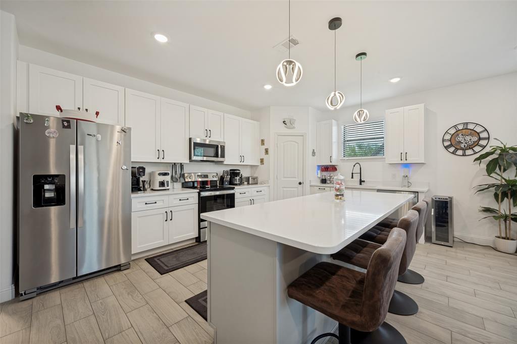 2404 Beverly Drive