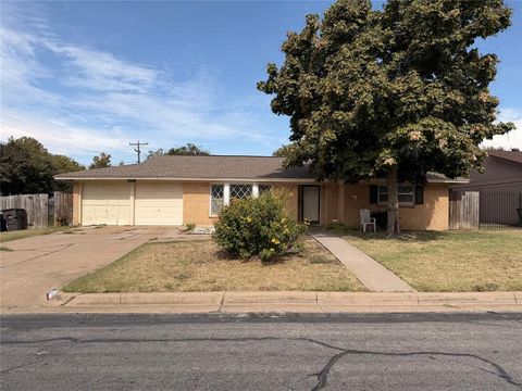 166 Bellvue Drive Fort Worth TX 76134