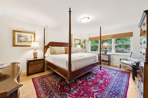 6227 Bandera Avenue D Dallas TX 75225