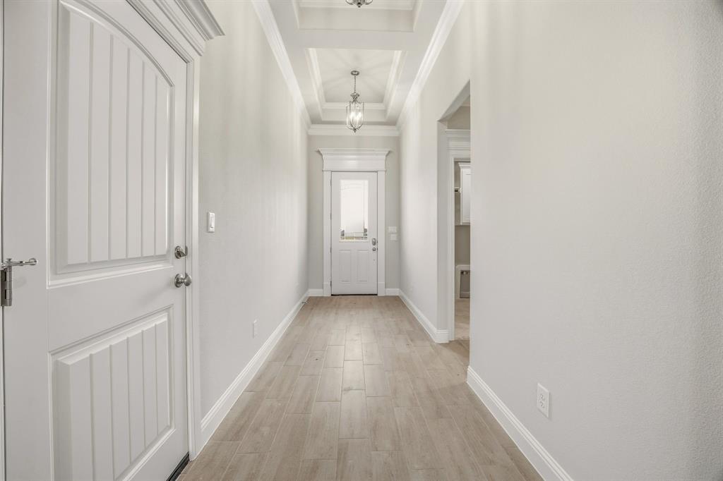 400 Sun Flower Court