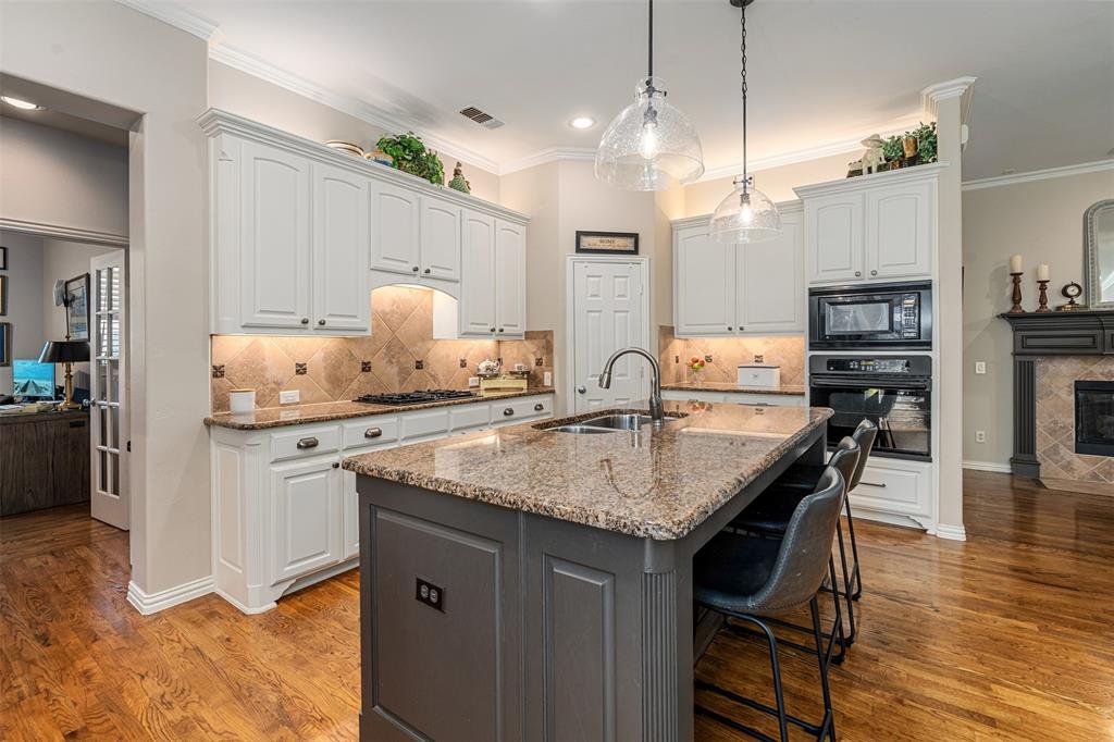Village At Panther Creek Ph One The - Residential