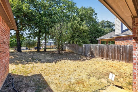 Tiny photo for 632 Atascosa Avenue, Fort Worth, TX 76120 (MLS # 21380306)