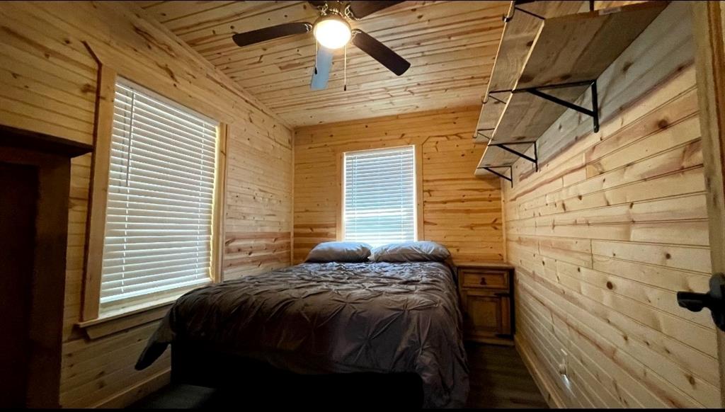 0471 W M Harris, Tract 1-2 - Land