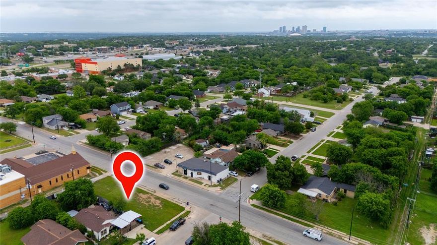 Prime 0.144-acre vacant lot located at 3210 Horne St in Fort Worth. Excellent opportunity to build in a well-established area with convenient access to major roads, dining, and shopping. Ideal for custom home or investment development. Utilities nearby—buyer to verify. Don’t miss this rare infill lot in a desirable location