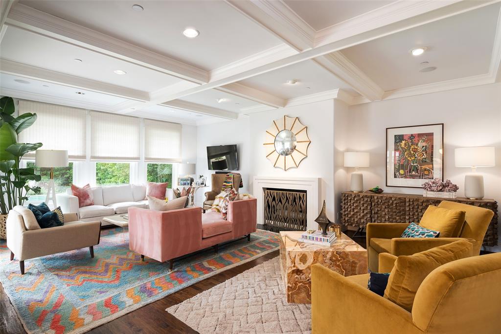 Highland Park West 02 Instl - Residential