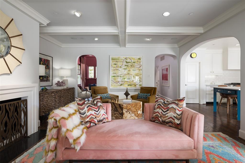 Highland Park West 02 Instl - Residential