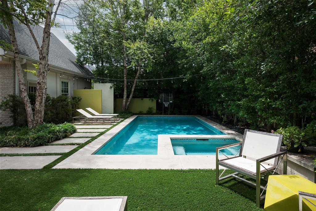 Highland Park West 02 Instl - Residential