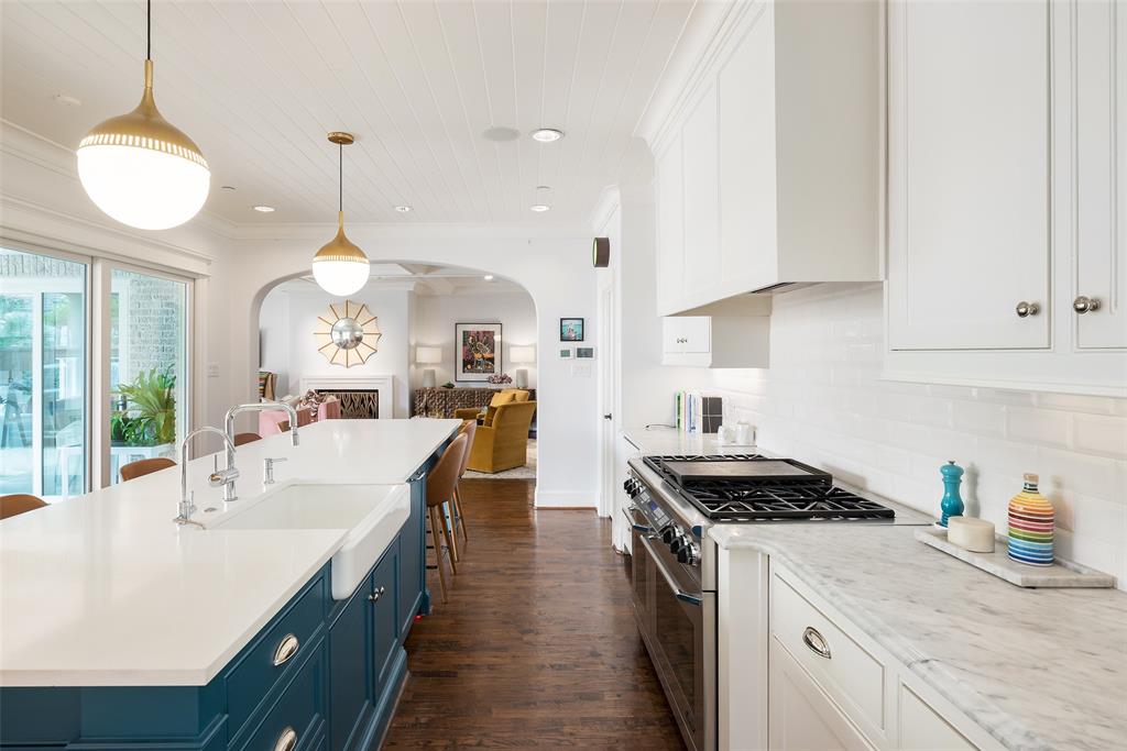 Highland Park West 02 Instl - Residential