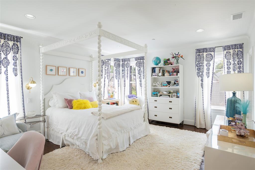 Highland Park West 02 Instl - Residential