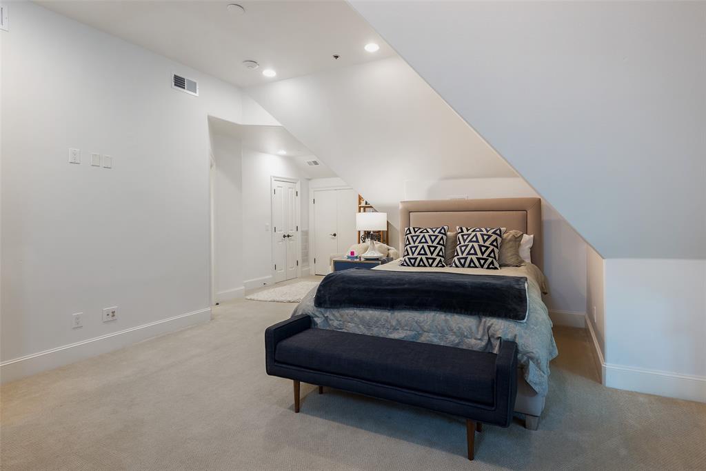 Highland Park West 02 Instl - Residential