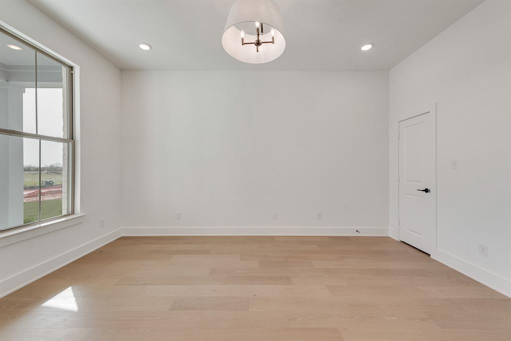 2210 Pegasus Lane