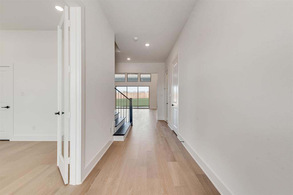 2210 Pegasus Lane