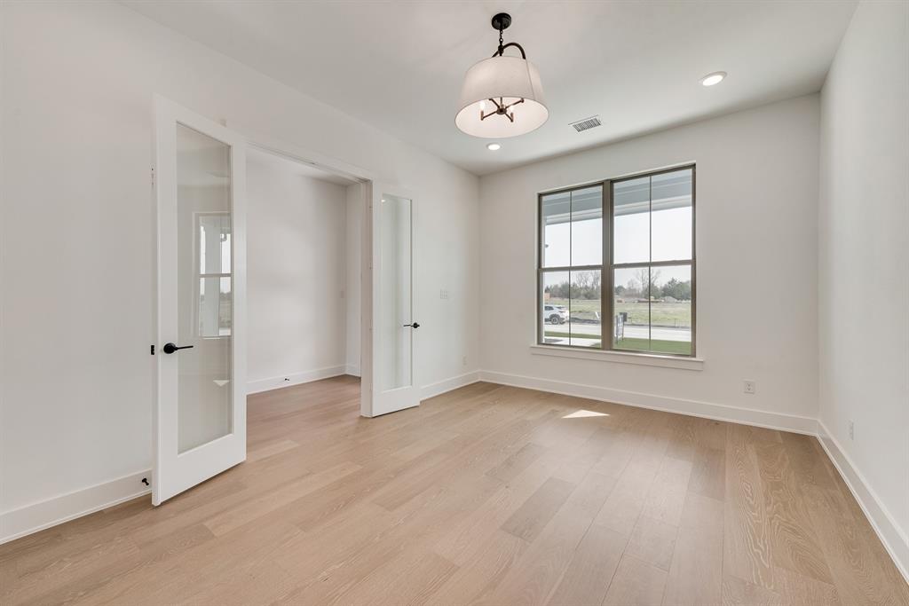 2210 Pegasus Lane