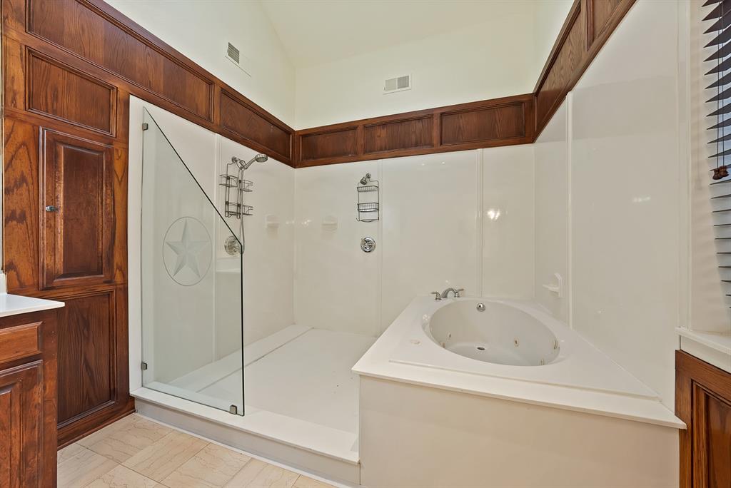 Fox Point Club - Residential