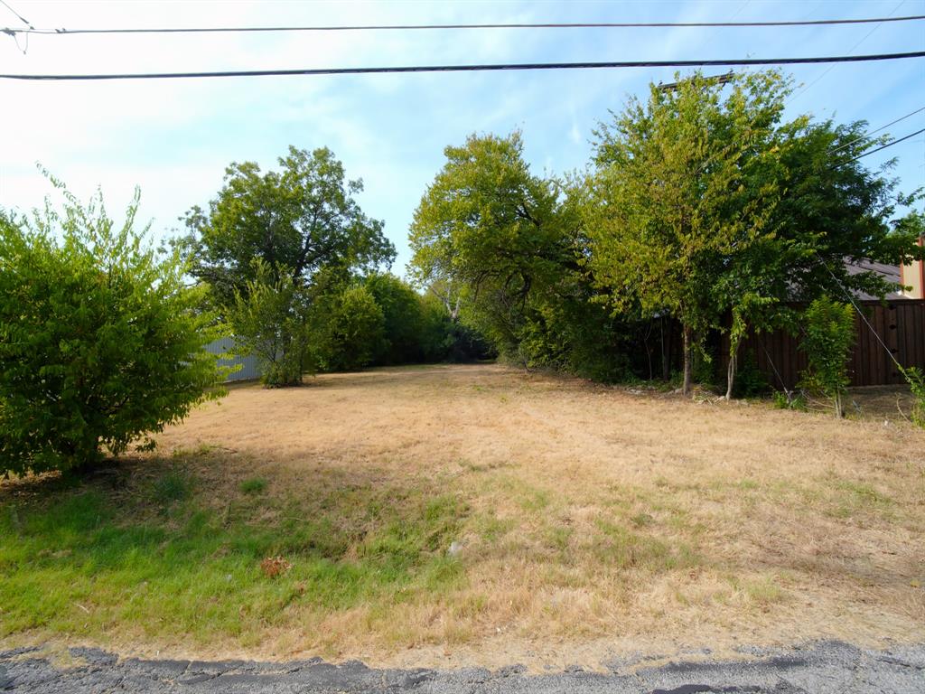 1716 Landmark Road