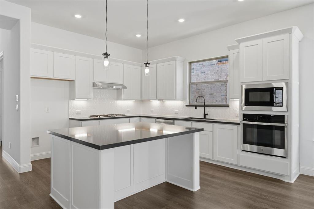 Highland Lakes - Residential