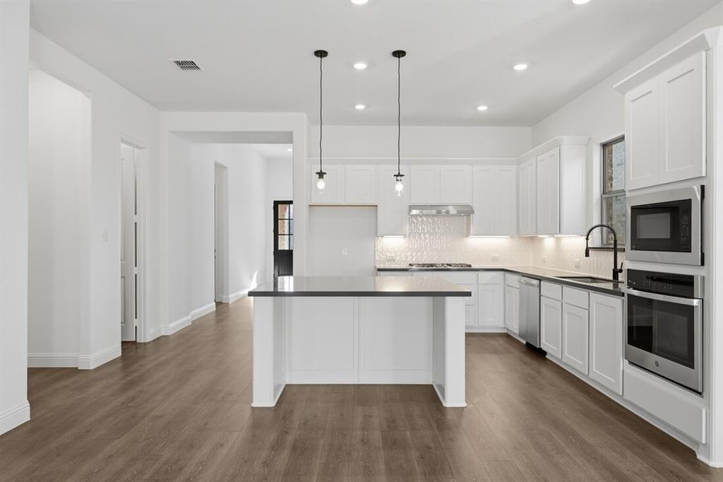 Highland Lakes - Residential