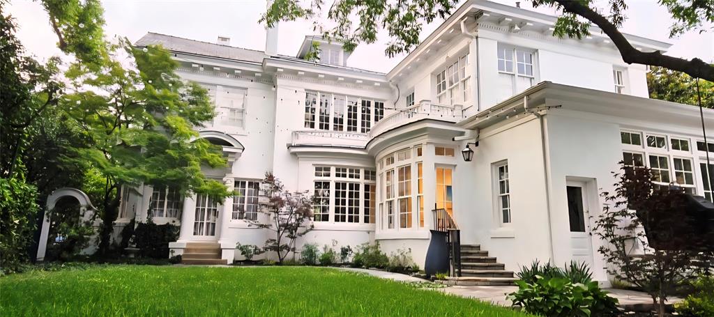 Munger Place - Residential