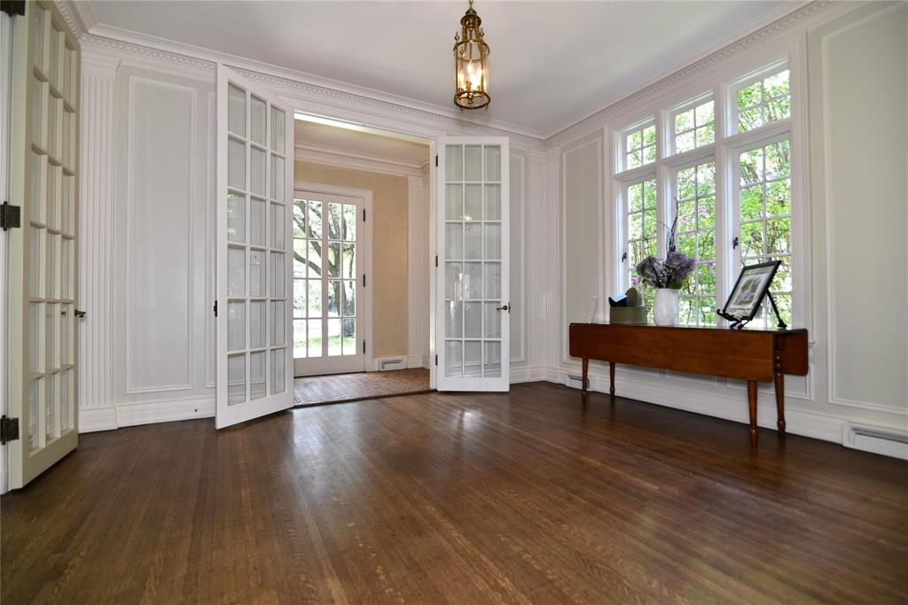 Munger Place - Residential