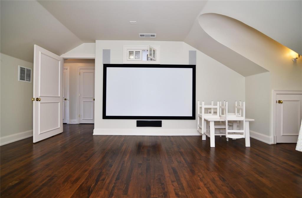 Munger Place - Residential