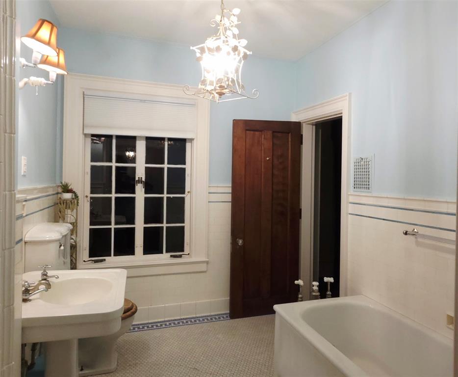 Munger Place - Residential