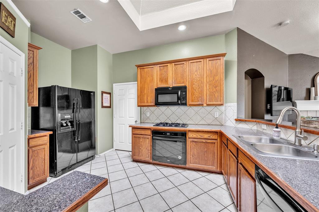 Holland Estates Add - Residential