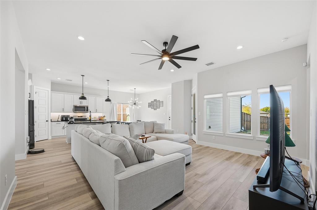 Creekside At Carter Square - Residential Lease