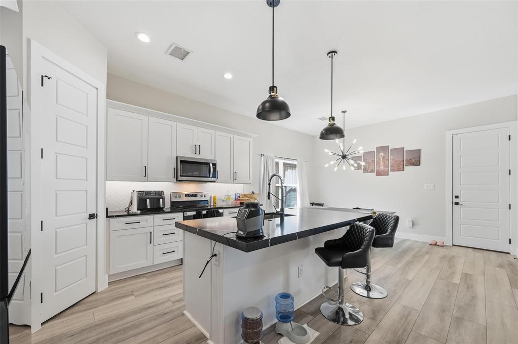 Creekside At Carter Square - Residential Lease