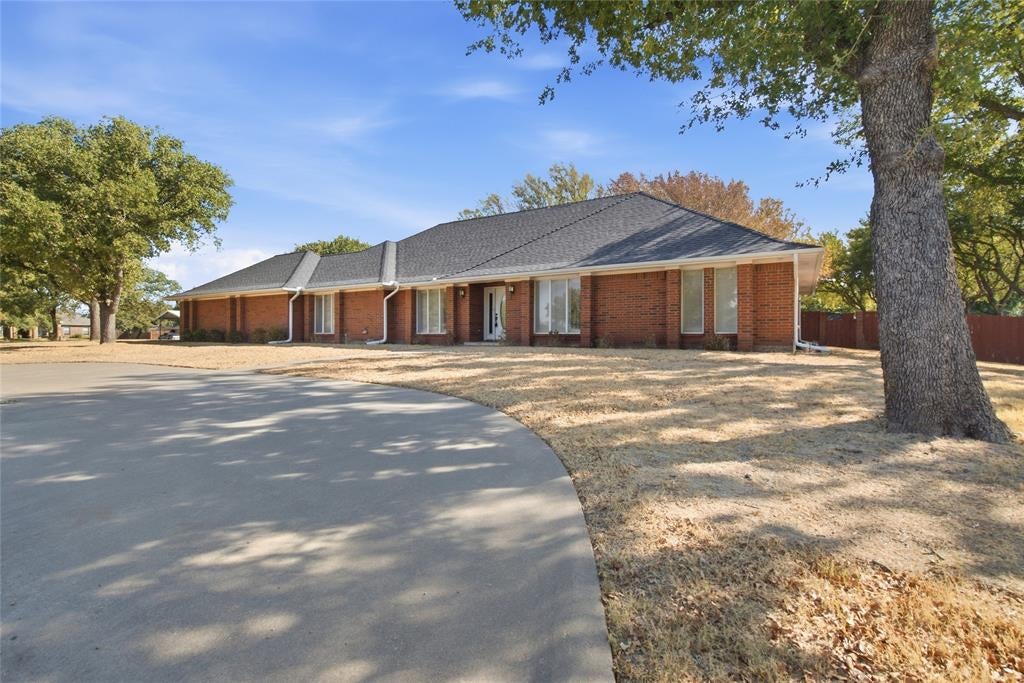 2116 Cherokee Loop