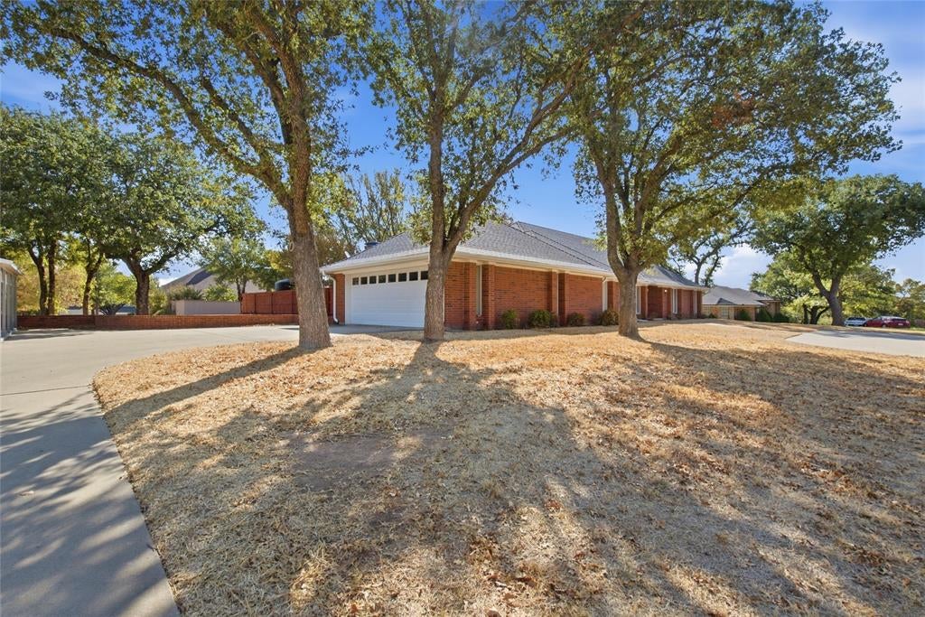 2116 Cherokee Loop