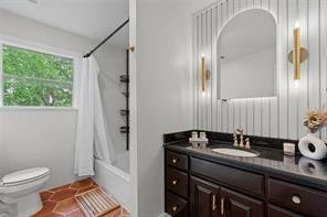 Chamberlain Arlington Heights 1st - Residential Lease