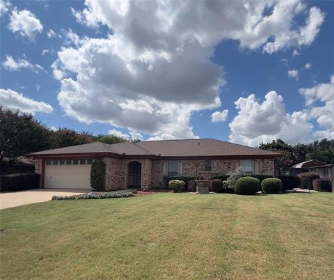 536 Baldwin Avenue Crowley TX 76036