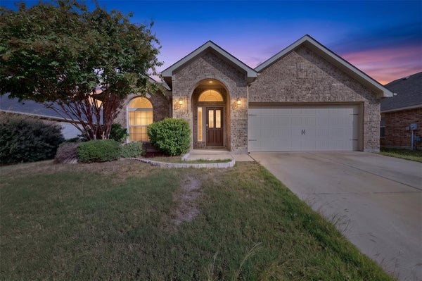 16313 AMISTAD AVE, PROSPER, TX 75078 - Image b2dbcfda2b44de5b20ee3dab1b9cd3ae/2255747863