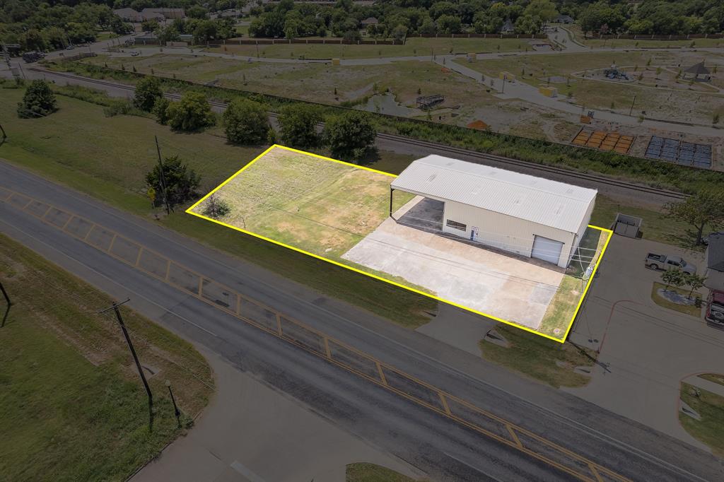 307 N State Highway 342