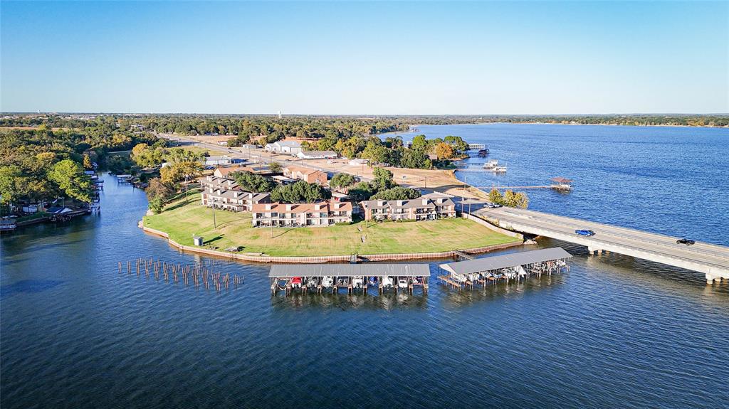 Life Scapes Condos - Residential