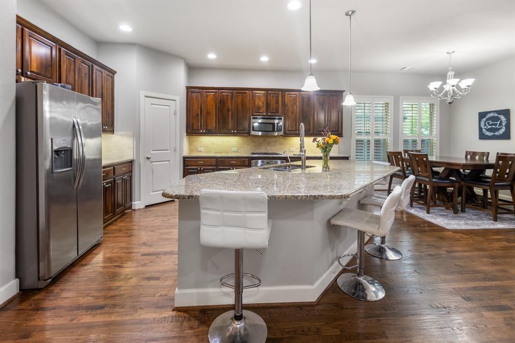 3914 Plum Vista Place