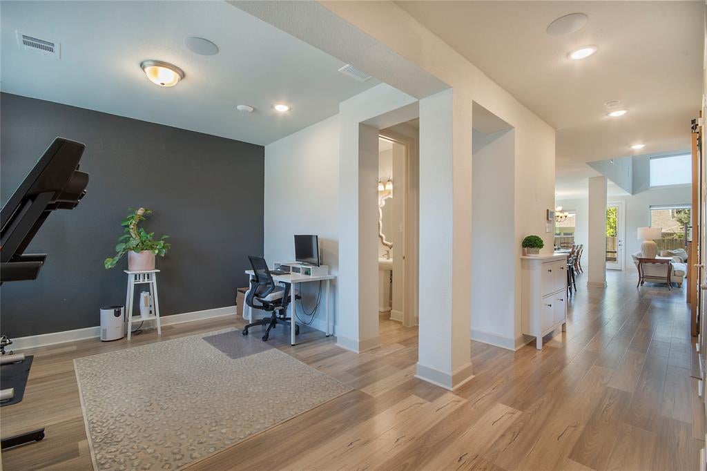 6012 Tavolo Parkway