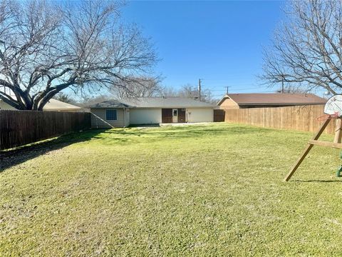 A home in Nocona