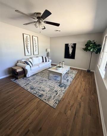203 E Spring