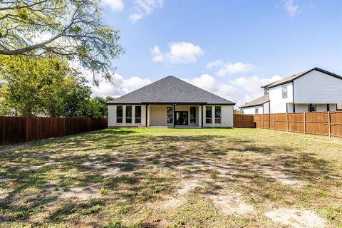 Tiny photo for 6620 Seth Barwise Street, Fort Worth, TX 76179 (MLS # 21100559)