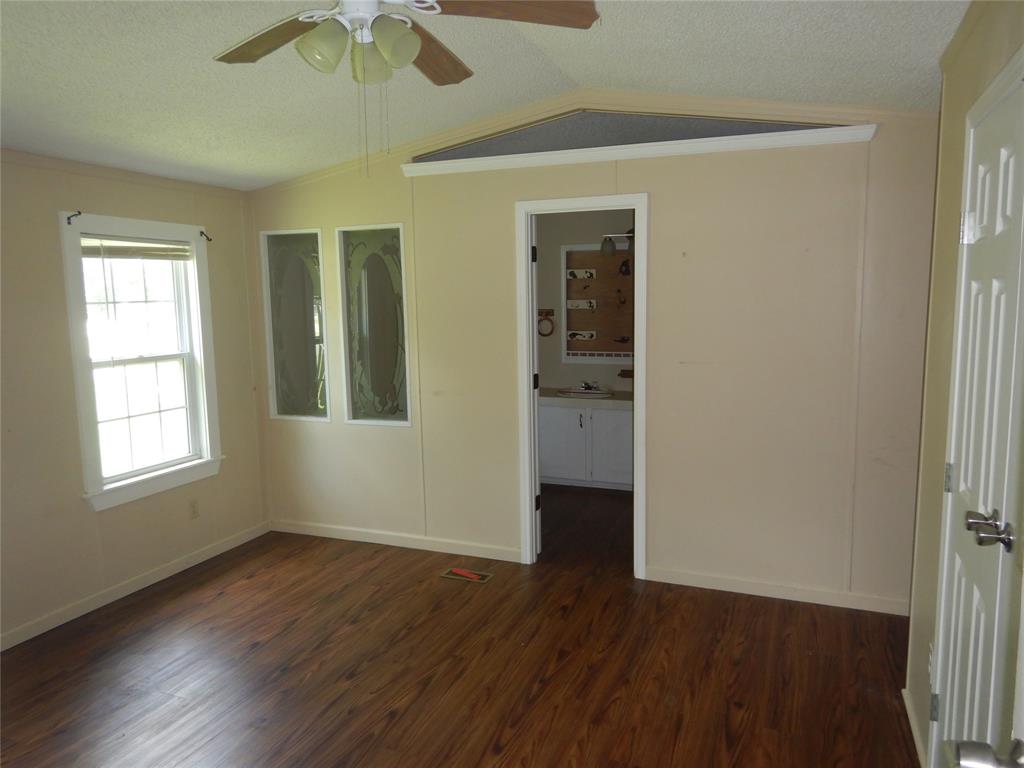 10090 Isabelle Lane