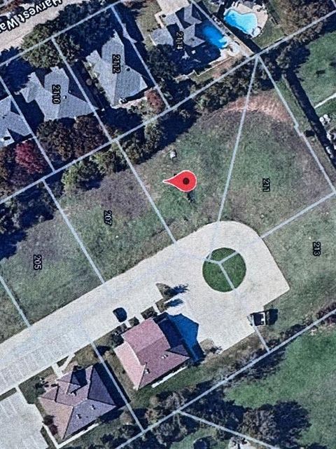209 E Debbie Lane Mansfield TX 76063