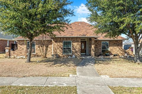 Photo of 3913 Arizona Street, Sachse, TX 75048 (MLS # 21178892)