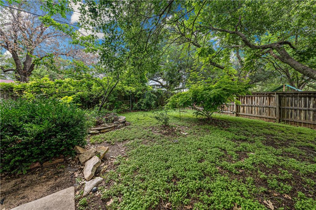 Old Oaks - Residential