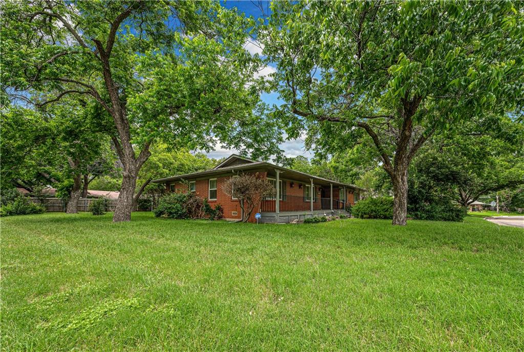 Old Oaks - Residential