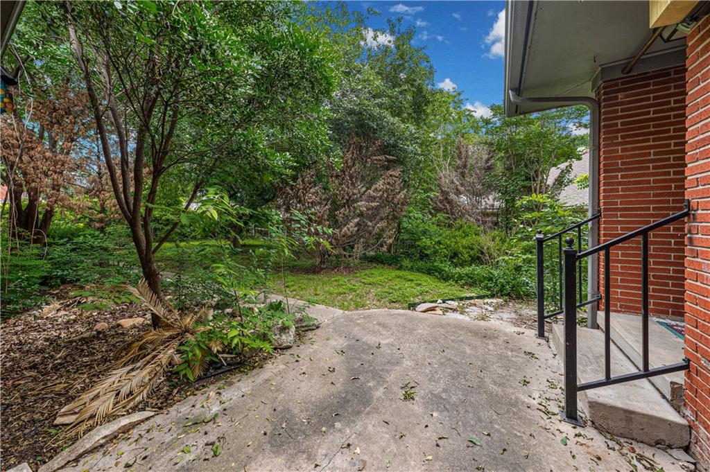 Old Oaks - Residential