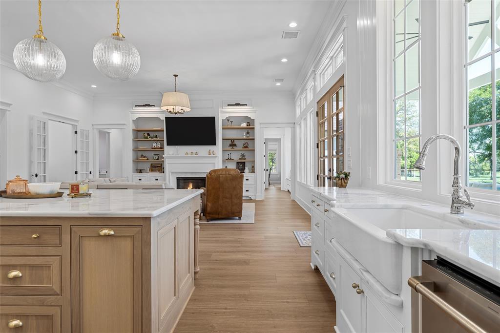 BLUEBONNET ESTATES - Residential