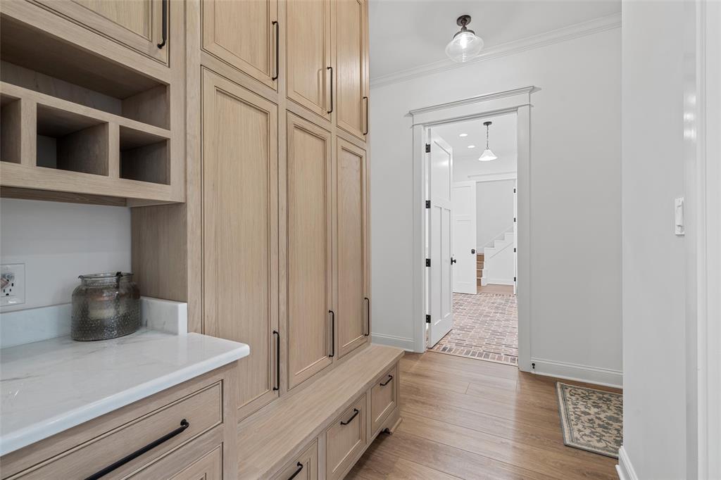 BLUEBONNET ESTATES - Residential