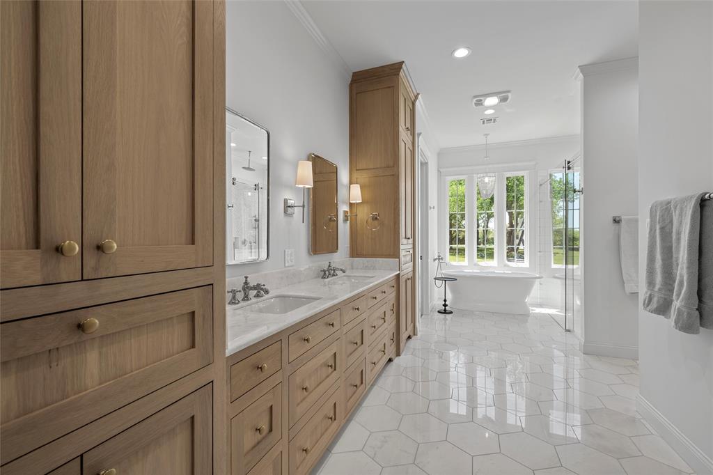 BLUEBONNET ESTATES - Residential